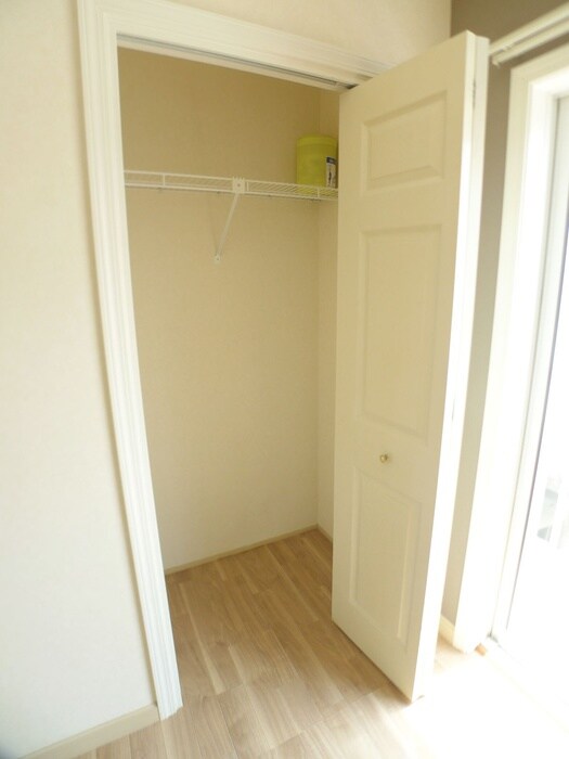 物件内観写真12　(収納)