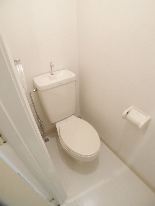 物件内観写真16　(トイレ)