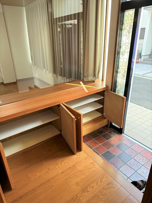 物件内観写真15　(玄関)