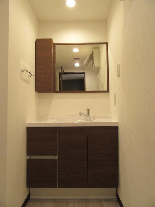 物件内観写真10　(洗面)