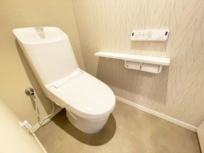 物件内観写真13　(トイレ)