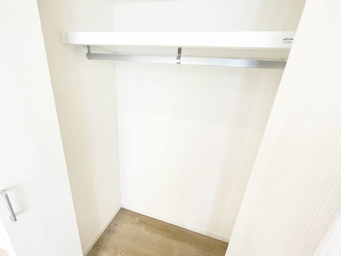 物件内観写真18　(収納)