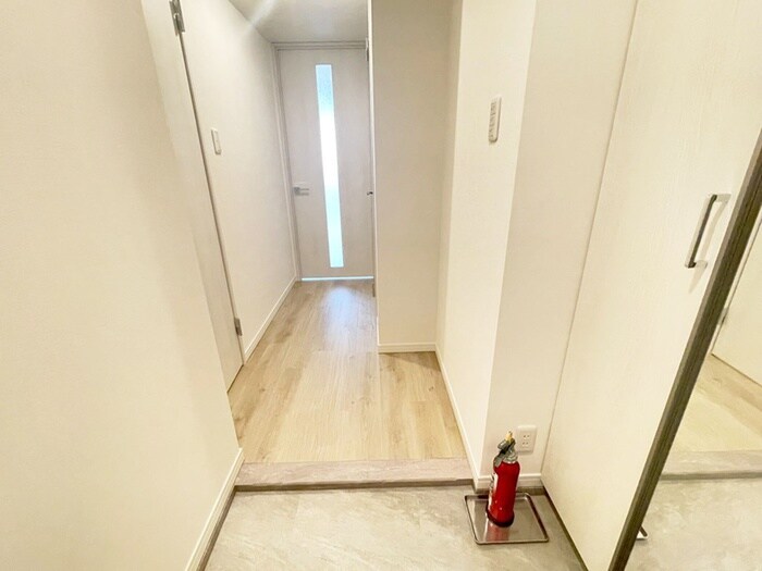 物件内観写真19　(廊下)