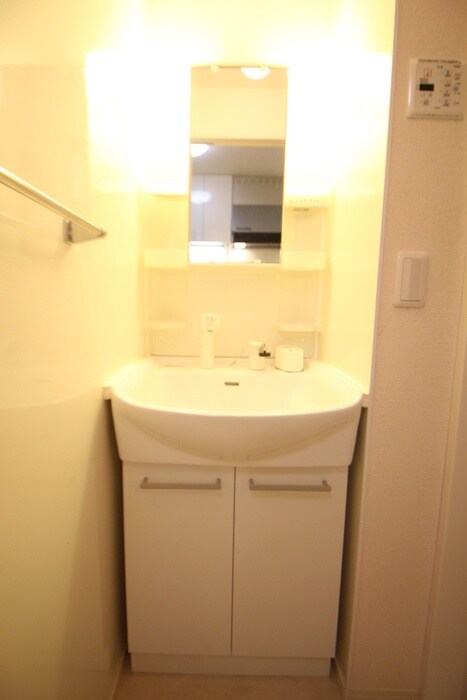 物件内観写真10　(洗面)