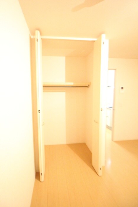物件内観写真13　(収納)