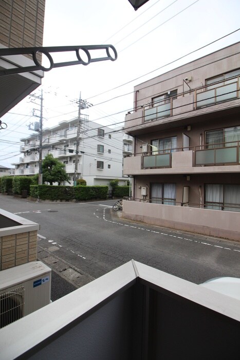 物件内観写真15　(室内からの展望)