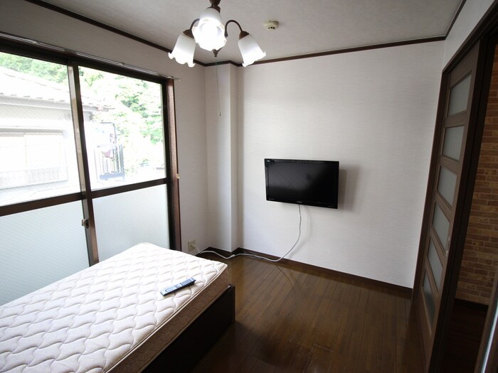 物件内観写真4　(居室)