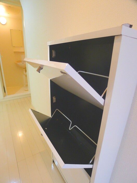 物件内観写真19　(靴箱)