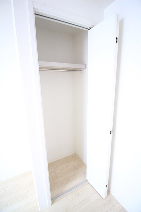 物件内観写真11　(収納)