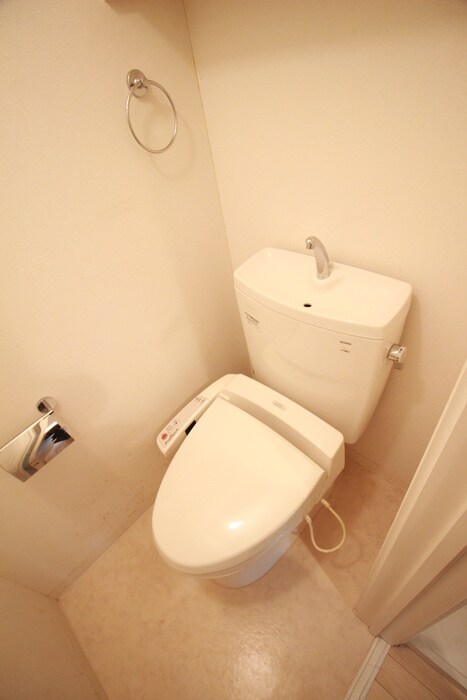 物件内観写真15　(トイレ)