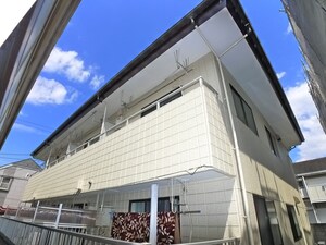 雅松レジデンス第二外観写真