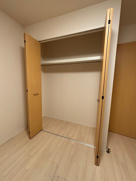 物件内観写真12　(収納)