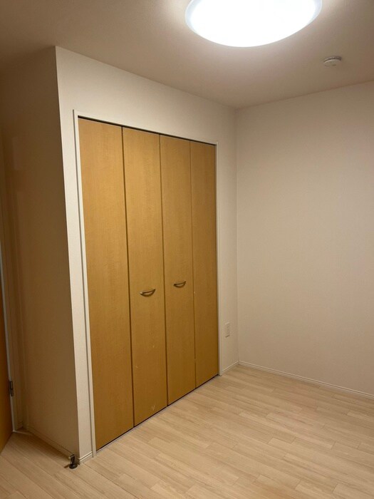 物件内観写真13　(居室)