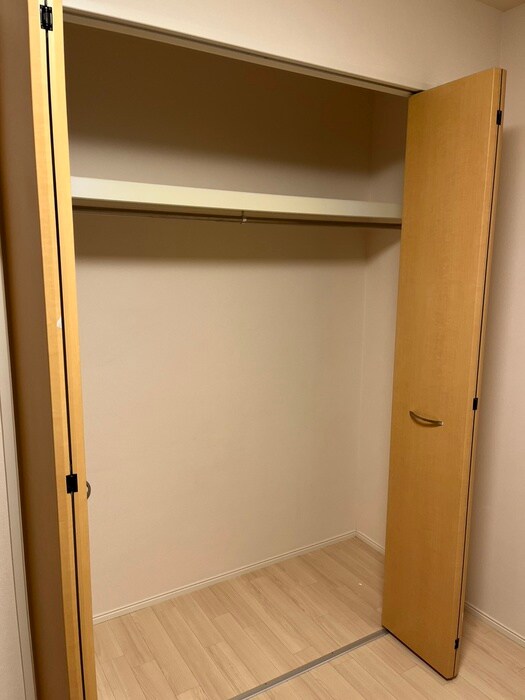 物件内観写真15　(収納)