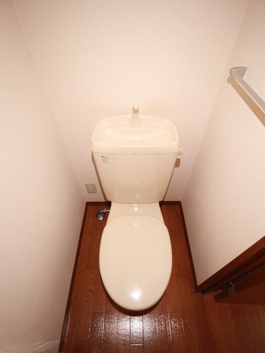 物件内観写真10　(トイレ)