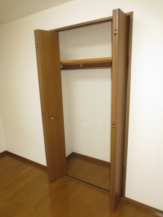 物件内観写真13　(収納)