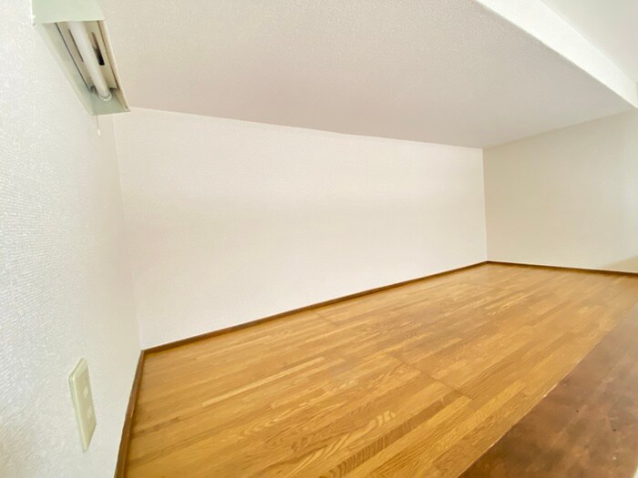 物件内観写真11　(ロフト)