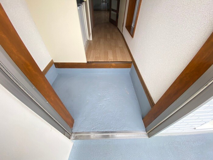 物件内観写真15　(玄関)