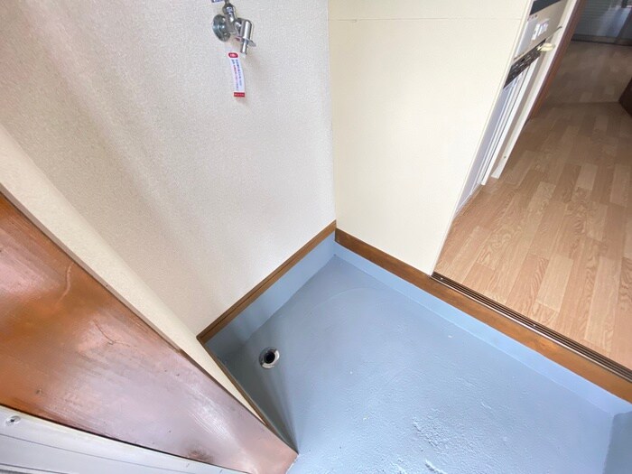 物件内観写真17　(洗濯機置場)