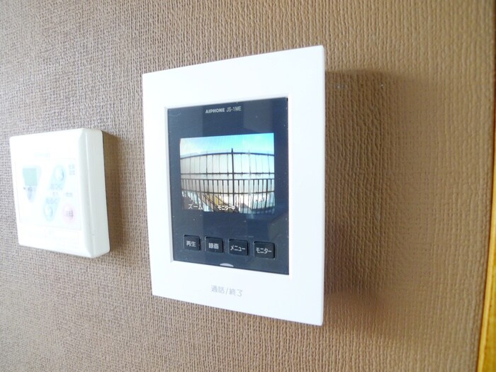 物件内観写真14　(玄関)