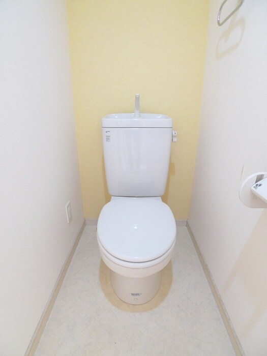 物件内観写真12　(トイレ)