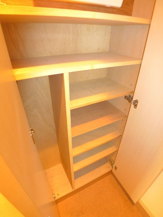 物件内観写真13　(靴箱)