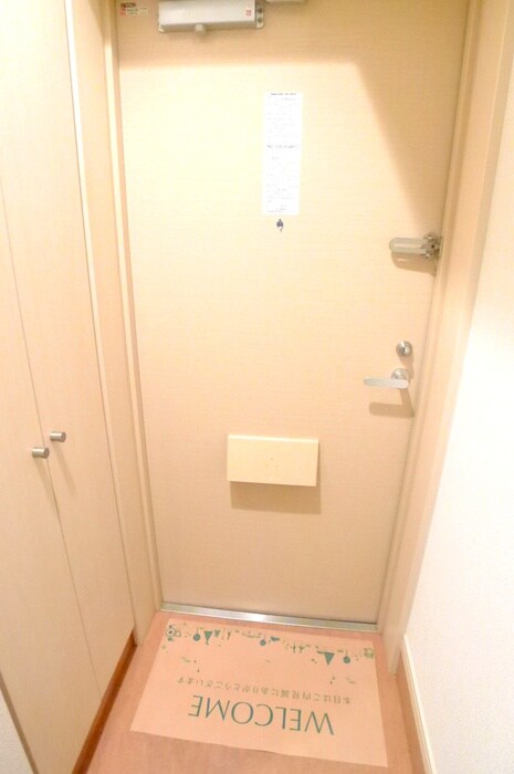 物件内観写真20　(玄関)