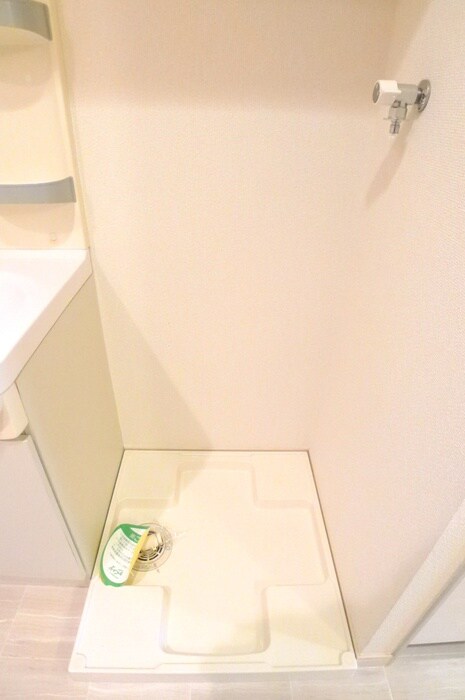 物件内観写真21　(洗濯機置場)