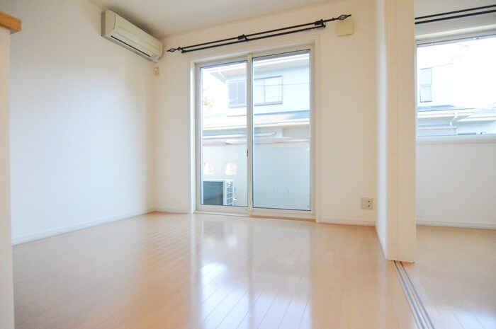 物件内観写真15　(居室)