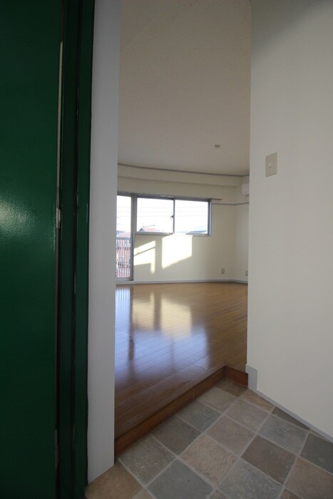 物件内観写真21　(玄関)