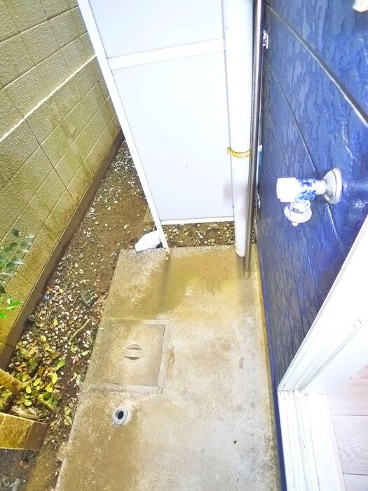 物件内観写真22　(洗濯機置場)