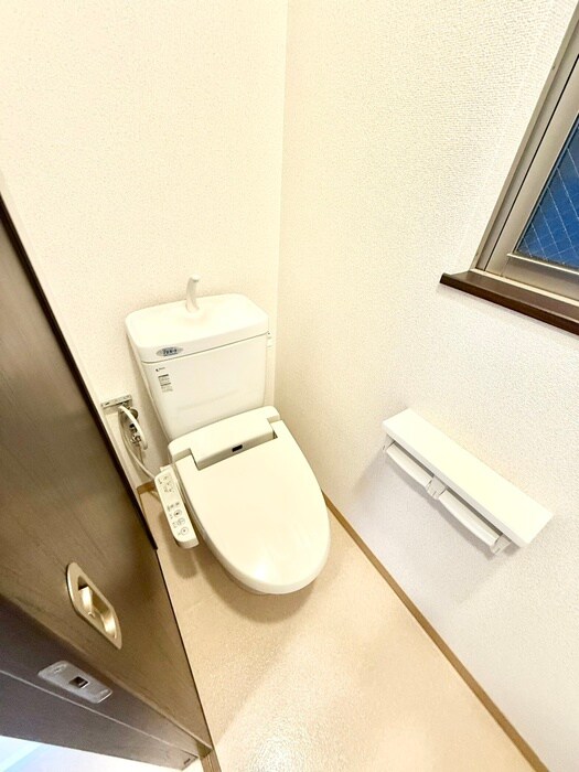 物件内観写真13　(トイレ)