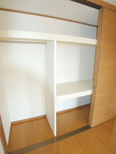 物件内観写真7　(収納)