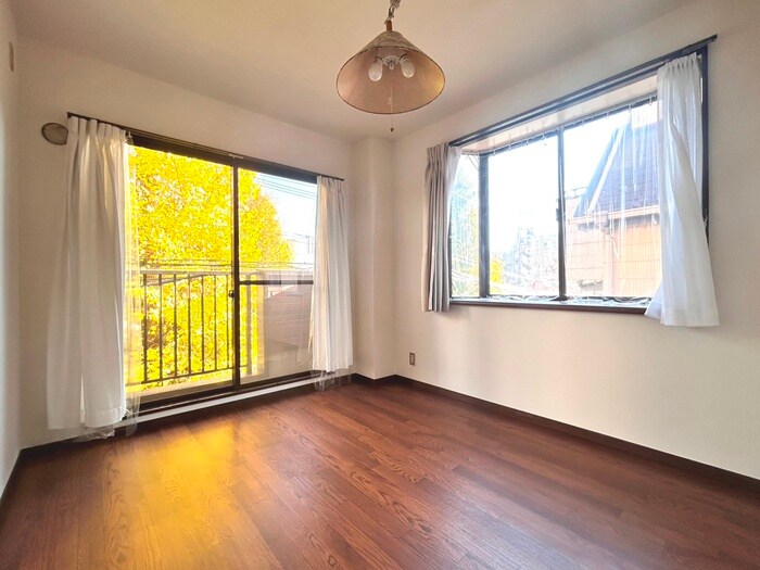 物件内観写真10　(居室)