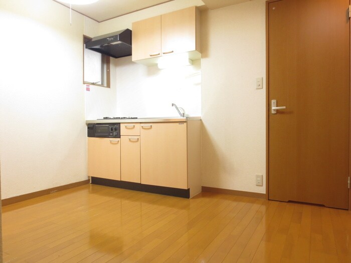 物件内観写真11　(玄関)