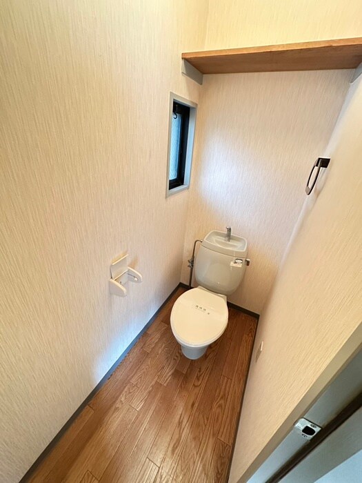 物件内観写真9　(トイレ)