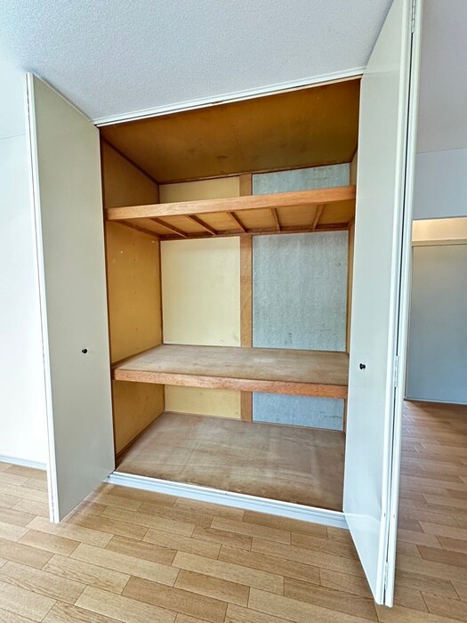 物件内観写真13　(収納)