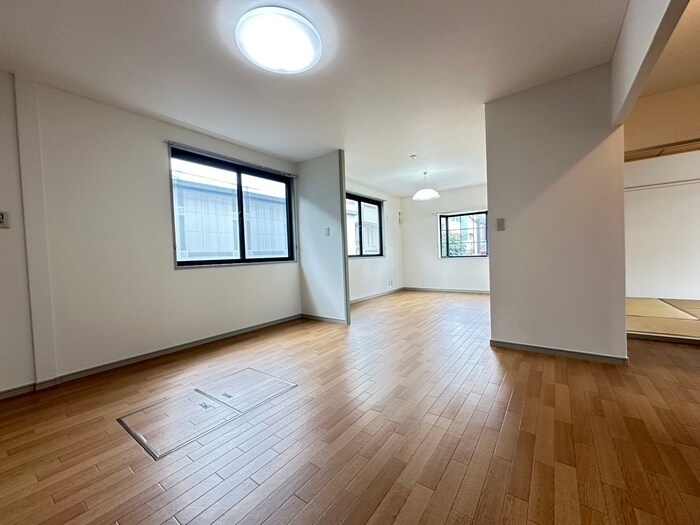 物件内観写真14　(居室)