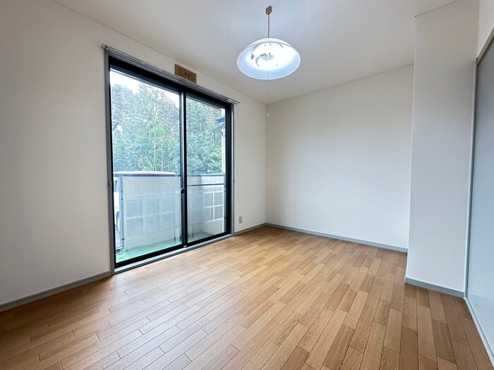 物件内観写真22　(居室)