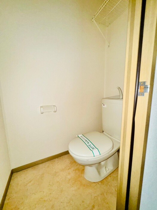 物件内観写真11　(トイレ)