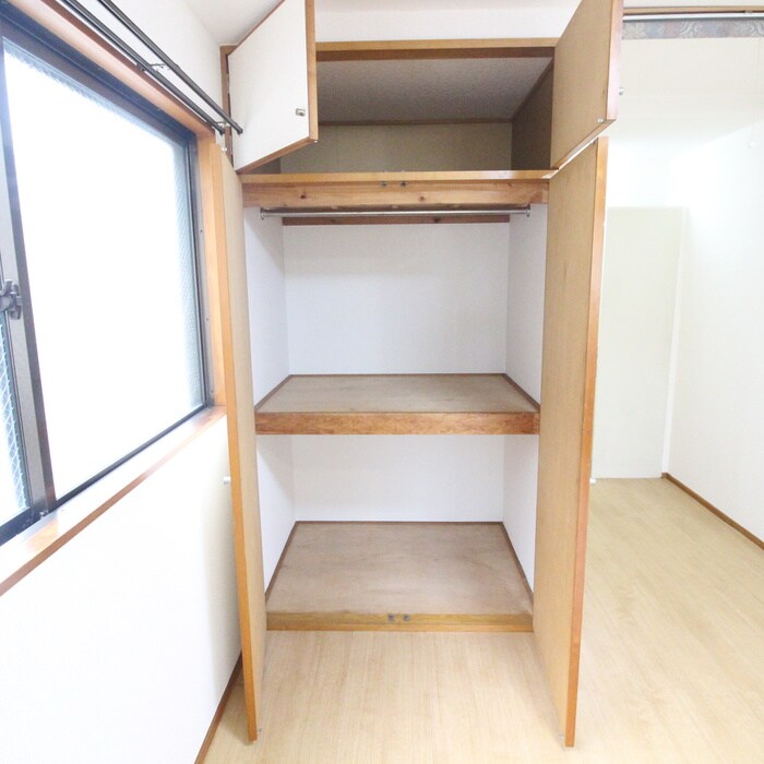物件内観写真18　(収納)