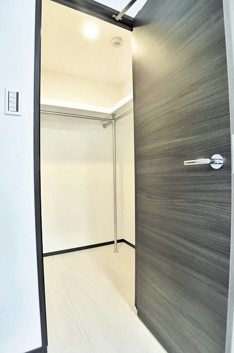 物件内観写真10　(収納)