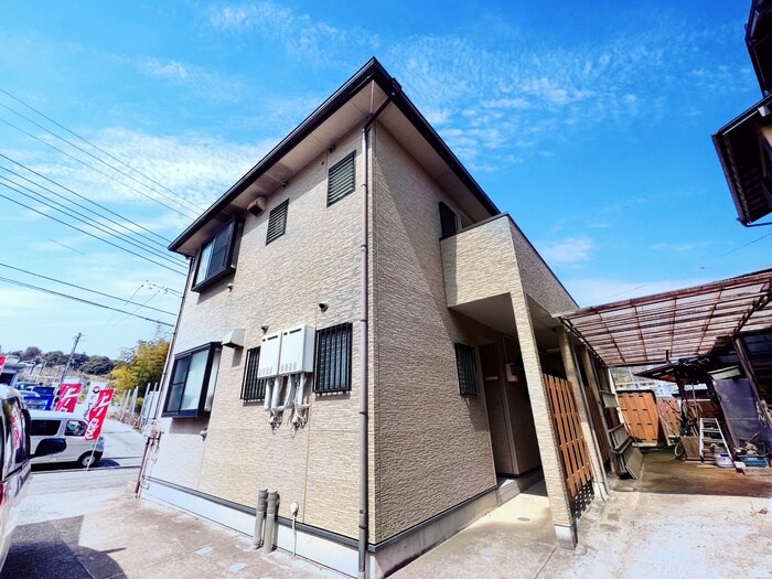 物件外観写真2　(外観写真)