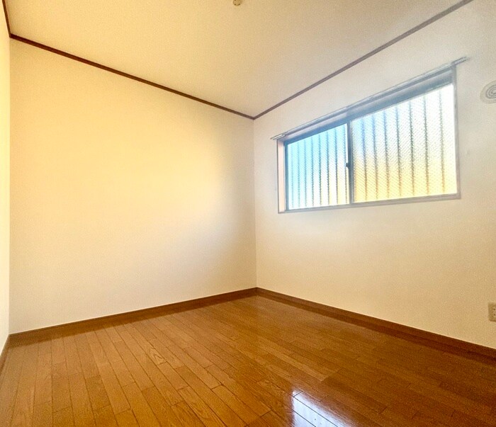 物件内観写真16　(居室)