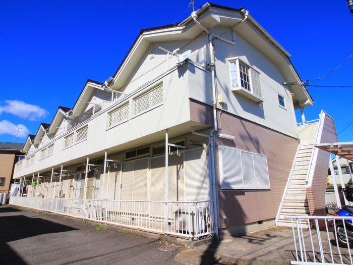 ｺｽﾓﾛｲﾔﾙの外観写真