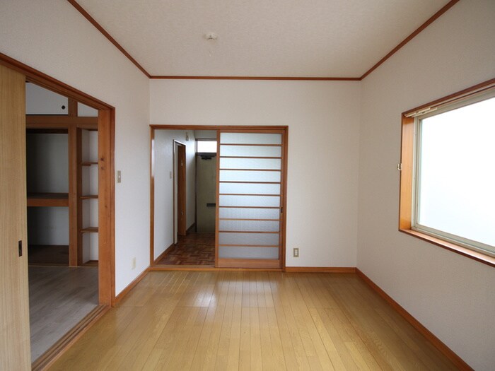 ｺｽﾓﾛｲﾔﾙの居室