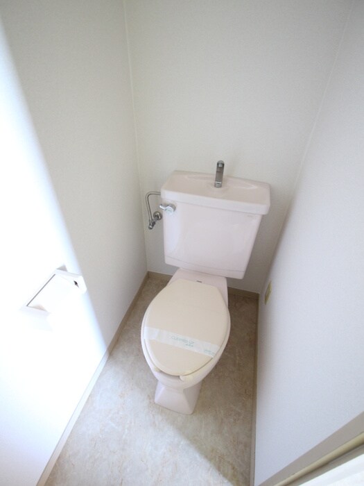 物件内観写真11　(トイレ)