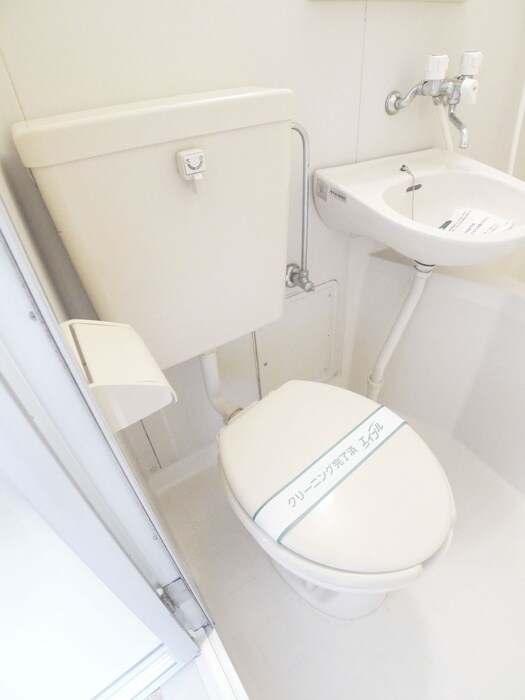 物件内観写真13　(トイレ)