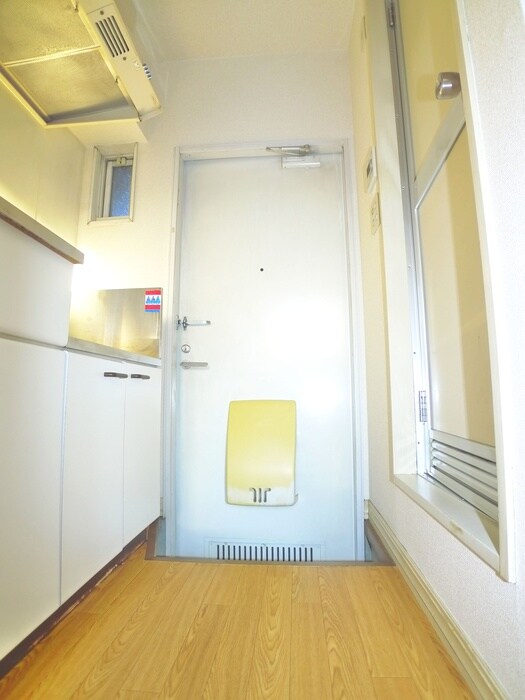 物件内観写真20　(廊下)