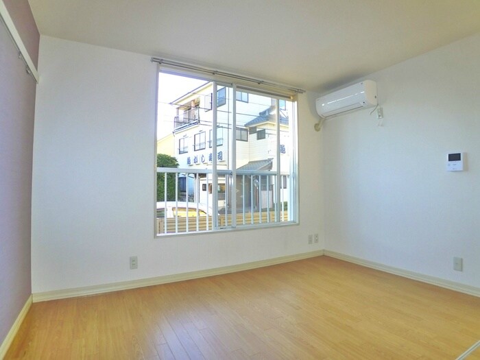 物件内観写真21　(居室)